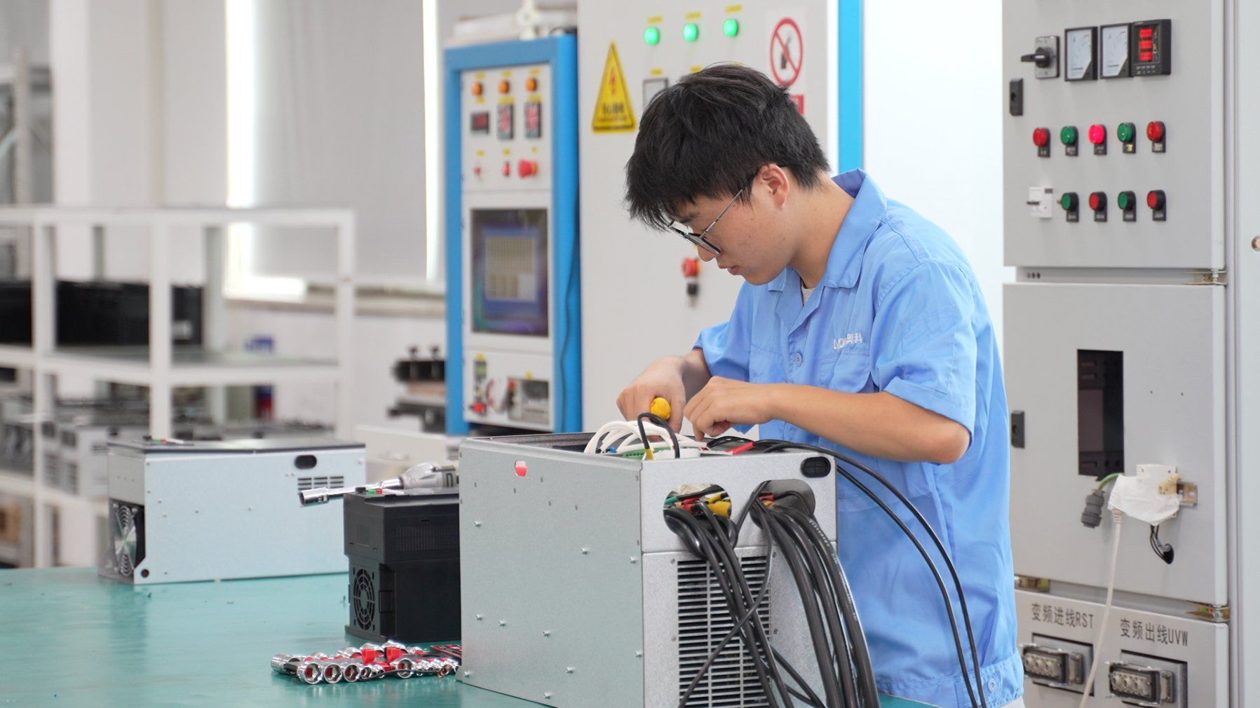 Low voltage variable frequency drive